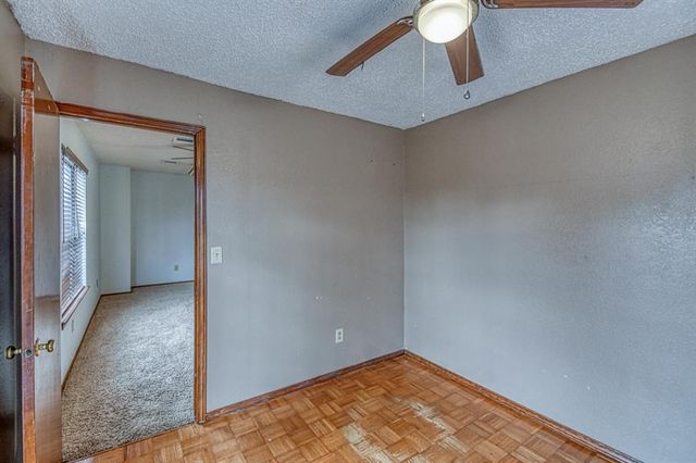 1216 NE 24th Street, Moore, OK 73160