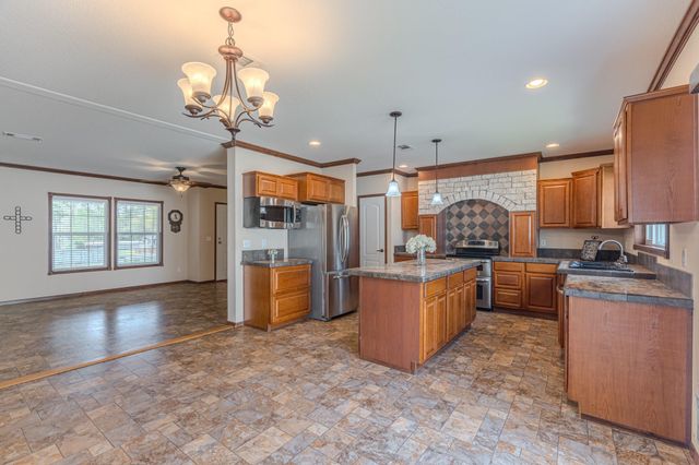 115 Canadian Drive, Trinity, TX 75862