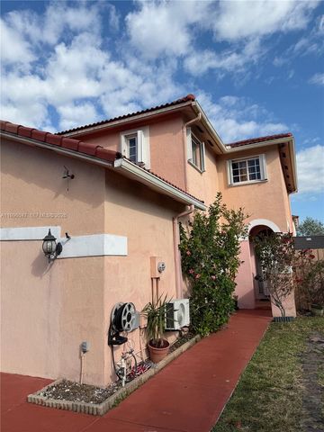 7477 NW 167th St, Hialeah, FL 33015