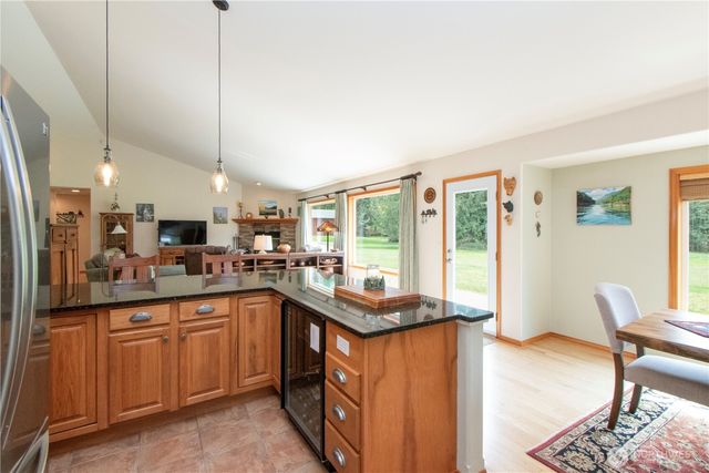 1082 Ripplebrook Drive, Port Angeles, WA 98362
