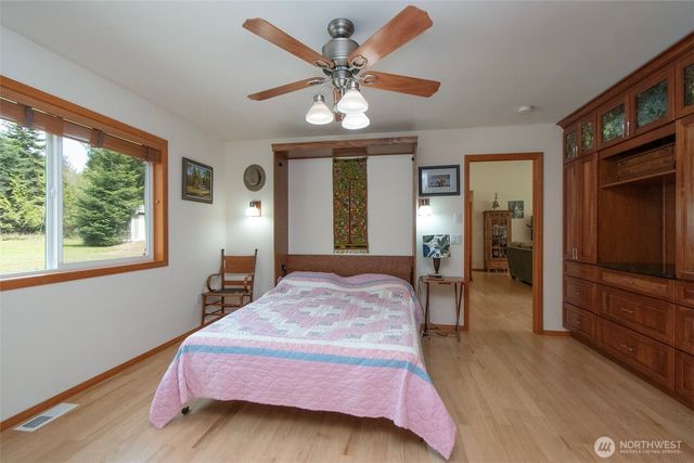 1082 Ripplebrook Drive, Port Angeles, WA 98362