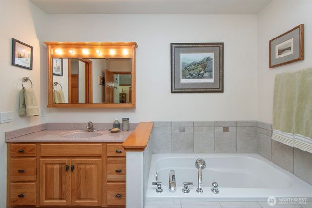 1082 Ripplebrook Drive, Port Angeles, WA 98362