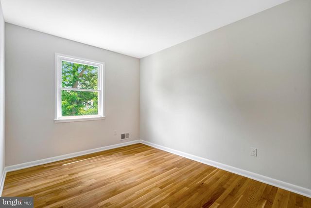 5125 TRAILWAY DR, Rockville, MD 20853