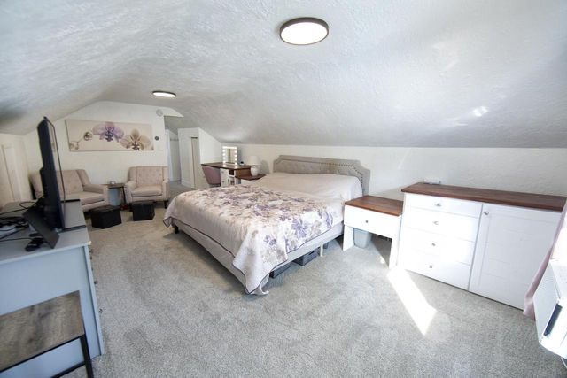 122 E Norwich STREET, Milwaukee, WI 53207