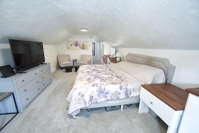 122 E Norwich STREET, Milwaukee, WI 53207