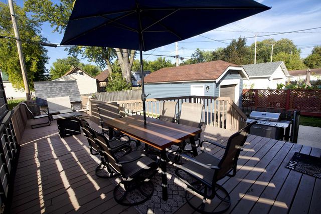 122 E Norwich STREET, Milwaukee, WI 53207