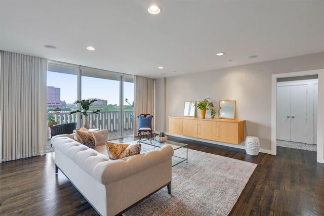 3701 Turtle Creek Boulevard 9H, Dallas, TX 75219