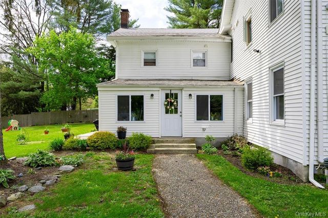 80 County Route 7, Pine Plains, NY 12567
