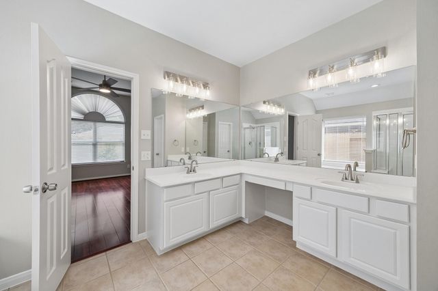 16119 Fleethaven Lane Lane, Houston, TX 77084