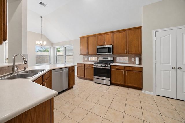 16119 Fleethaven Lane Lane, Houston, TX 77084