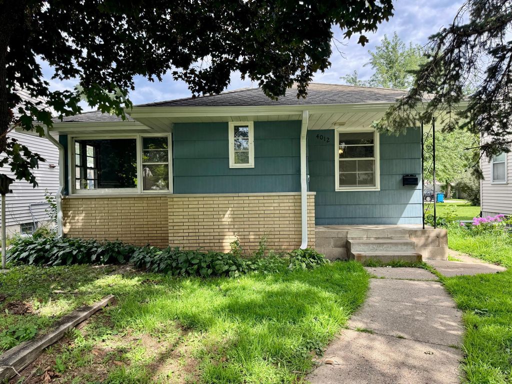 4012 Welcome Avenue N, Robbinsdale, MN 55422