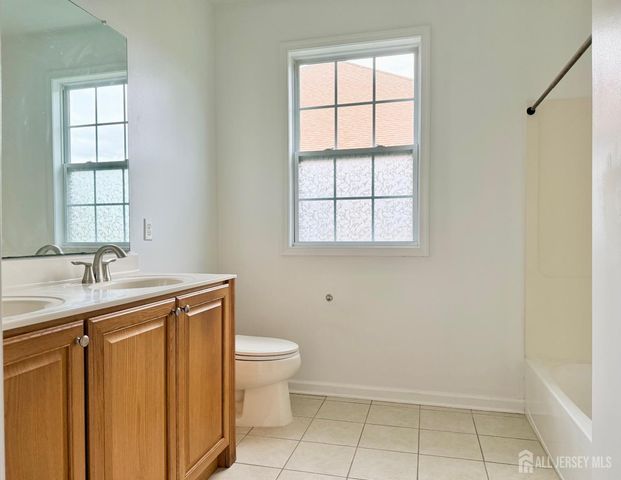 3033 Edward Stec Boulevard, Edison, NJ 08837