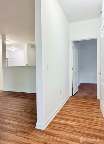 3033 Edward Stec Boulevard, Edison, NJ 08837