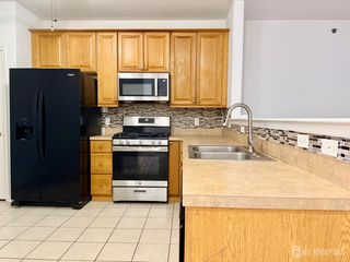 3033 Edward Stec Boulevard, Edison, NJ 08837