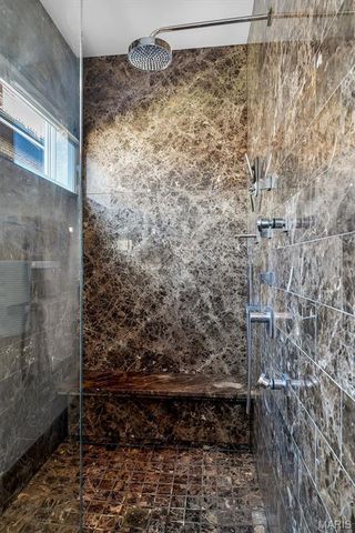 7489 Washington Avenue, University City, MO 63130