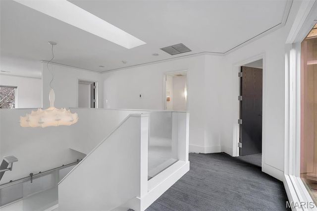 7489 Washington Avenue, University City, MO 63130