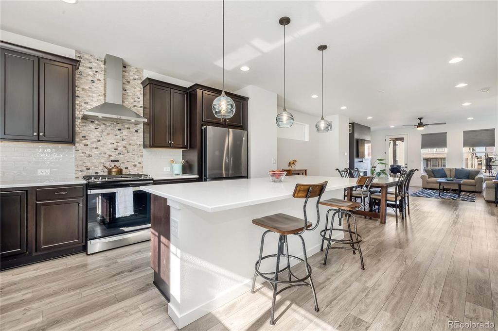 15098 Gladshine Drive, Parker, CO 80134