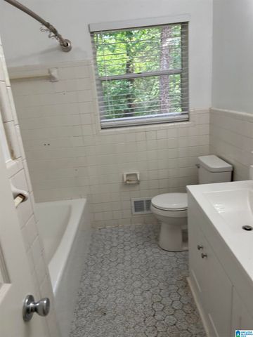 531 TINKER STREET, Hueytown, AL 35023