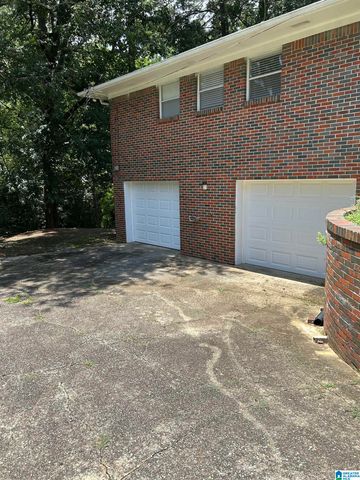 531 TINKER STREET, Hueytown, AL 35023