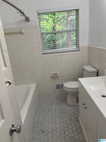 531 TINKER STREET, Hueytown, AL 35023