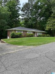 531 TINKER STREET, Hueytown, AL 35023