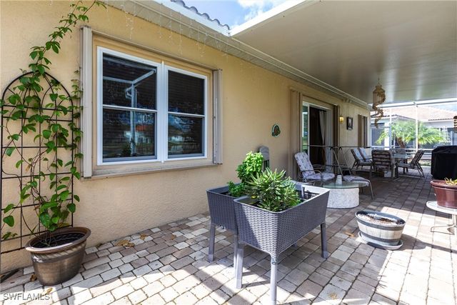 3033 Lake Manatee CT, Cape Coral, FL 33909