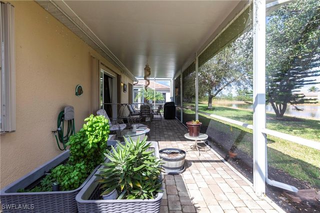 3033 Lake Manatee CT, Cape Coral, FL 33909
