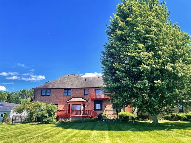 2647 Lake Shore Drive, Niles, MI 49120