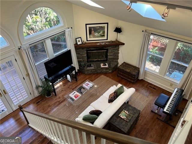 284 Lakeview Avenue NE, Atlanta, GA 30305