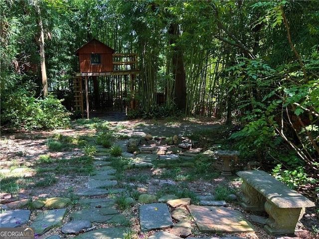 284 Lakeview Avenue NE, Atlanta, GA 30305