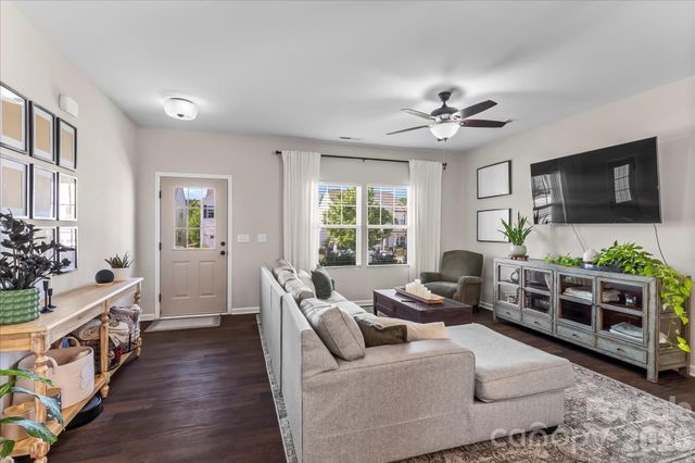 174 Parkmont Drive, Troutman, NC 28166
