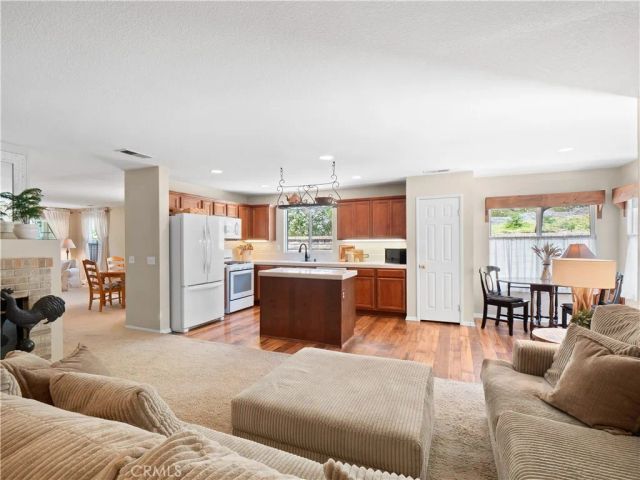 29890 Berkshire, Castaic, CA 91384