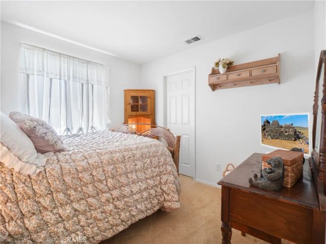 29890 Berkshire, Castaic, CA 91384