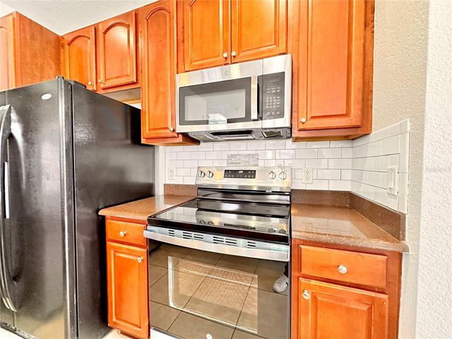 2334 GRAND CENTRAL PARKWAY 1, Orlando, FL 32839