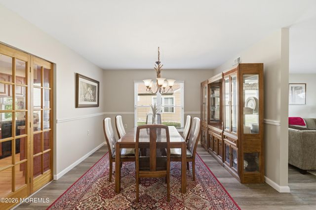 8 Marlow Avenue, Manchester, NJ 08759