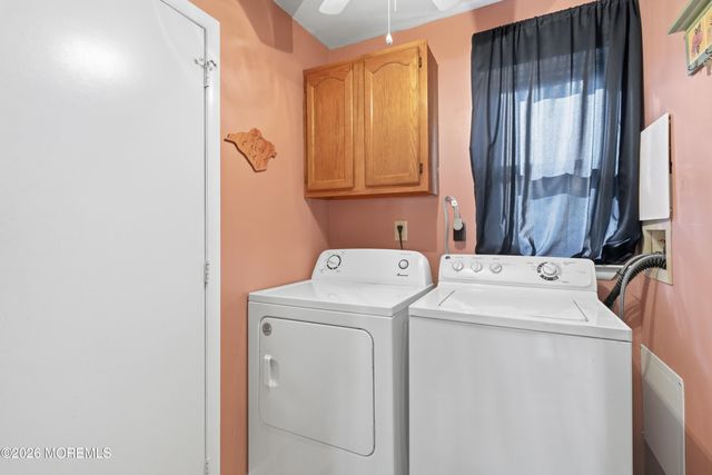 8 Marlow Avenue, Manchester, NJ 08759
