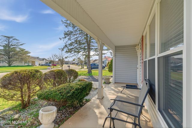 8 Marlow Avenue, Manchester, NJ 08759