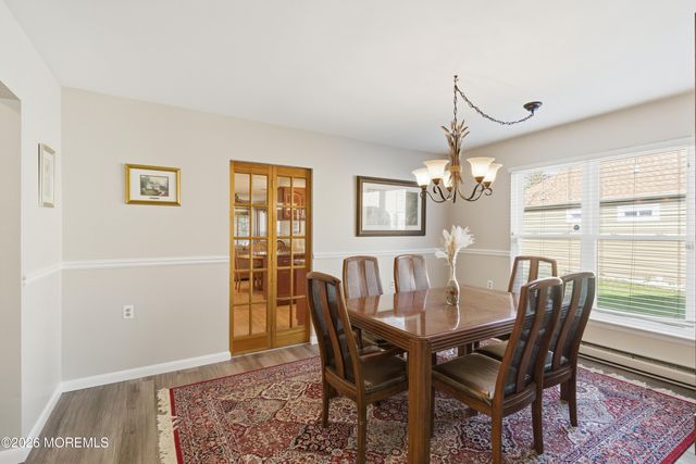 8 Marlow Avenue, Manchester, NJ 08759