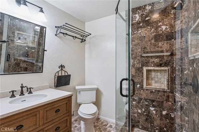 234 Crest Circle, Lake Arrowhead, CA 92352