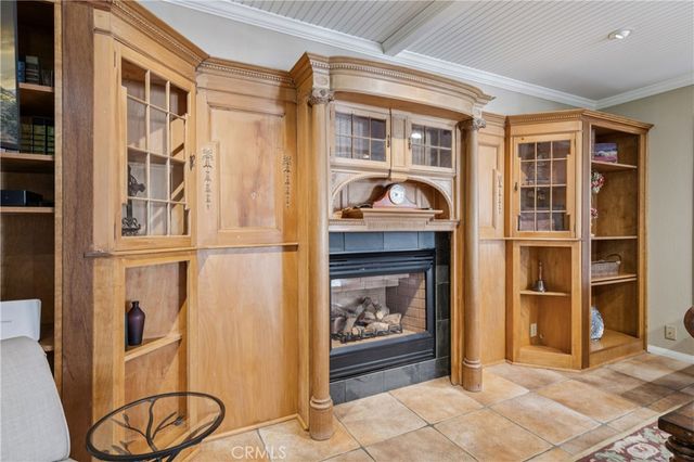 234 Crest Circle, Lake Arrowhead, CA 92352