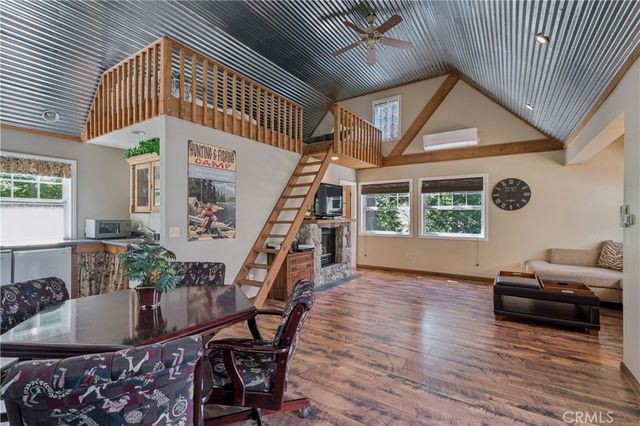 234 Crest Circle, Lake Arrowhead, CA 92352