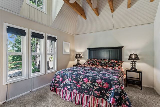 234 Crest Circle, Lake Arrowhead, CA 92352