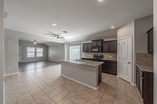9316 Herringbone Drive, Fort Worth, TX 76131