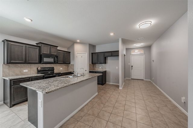 9316 Herringbone Drive, Fort Worth, TX 76131