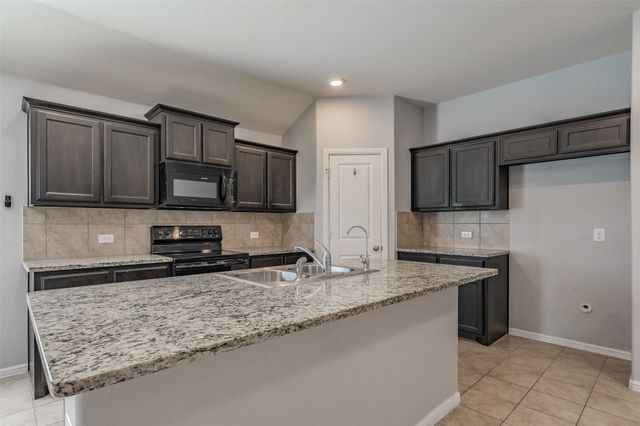 9316 Herringbone Drive, Fort Worth, TX 76131