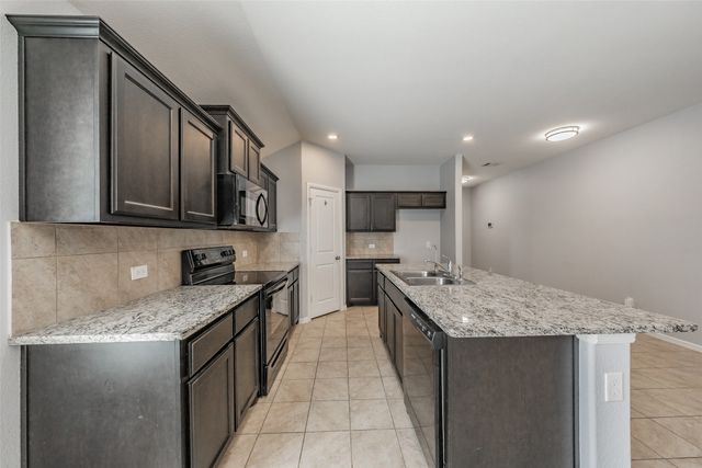 9316 Herringbone Drive, Fort Worth, TX 76131