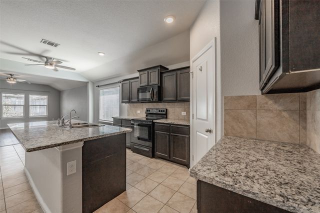 9316 Herringbone Drive, Fort Worth, TX 76131
