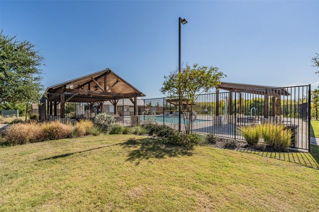 9316 Herringbone Drive, Fort Worth, TX 76131