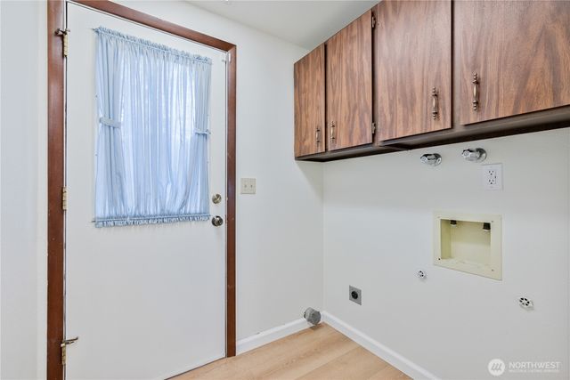 1205 Holly Street, Kelso, WA 98626