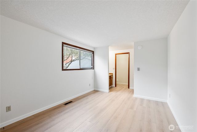 1205 Holly Street, Kelso, WA 98626